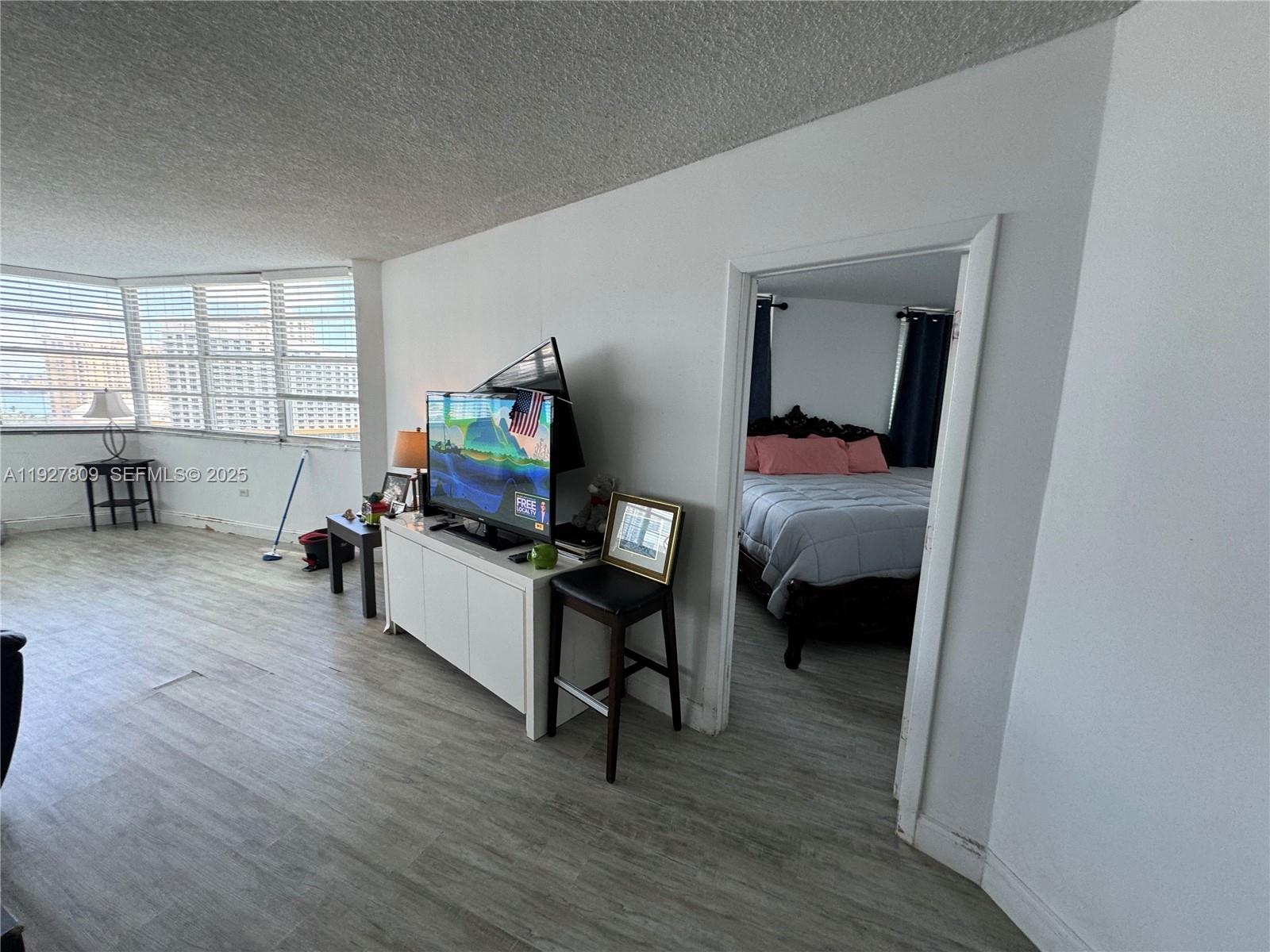 FOUR AMBASSADORS CONDO PH - Residential