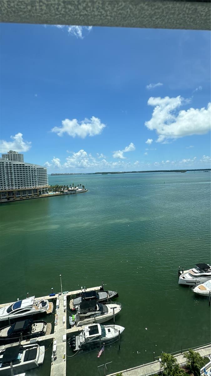 905 Brickell Bay Dr 1530