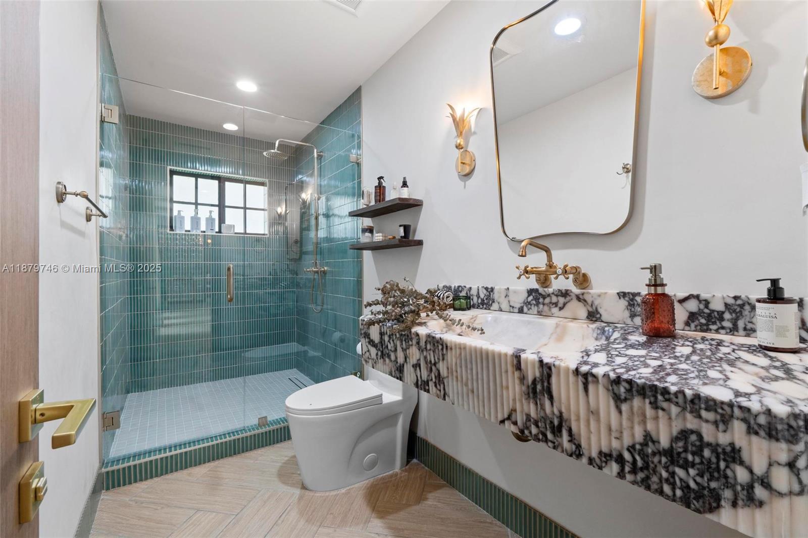 EASTGROVE EAST - Residential Lease