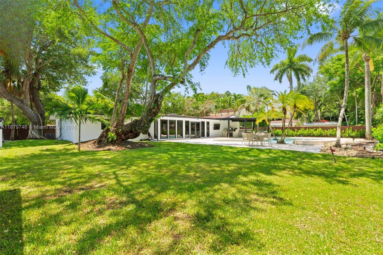 EASTGROVE EAST - Residential Lease