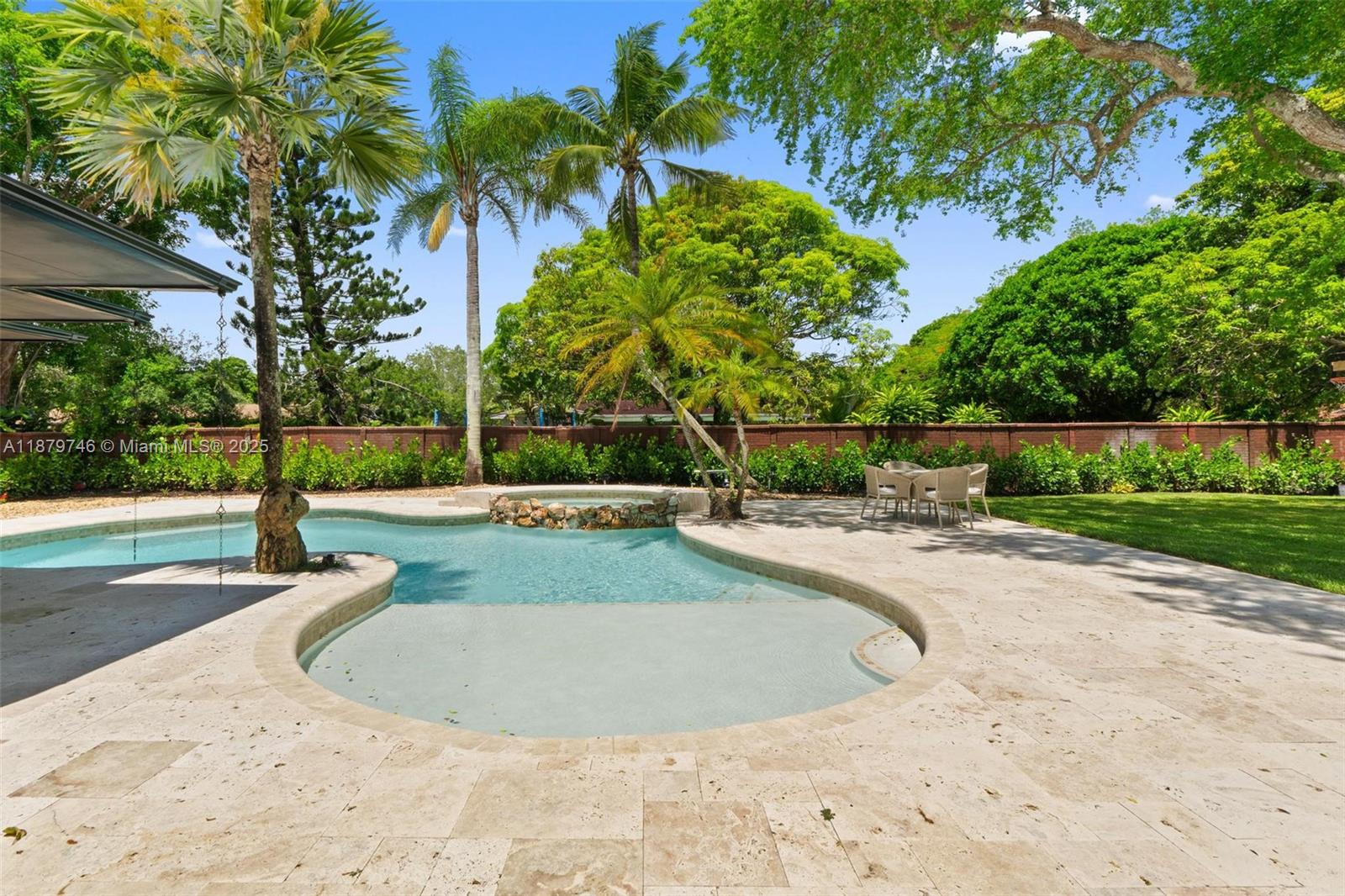 EASTGROVE EAST - Residential Lease