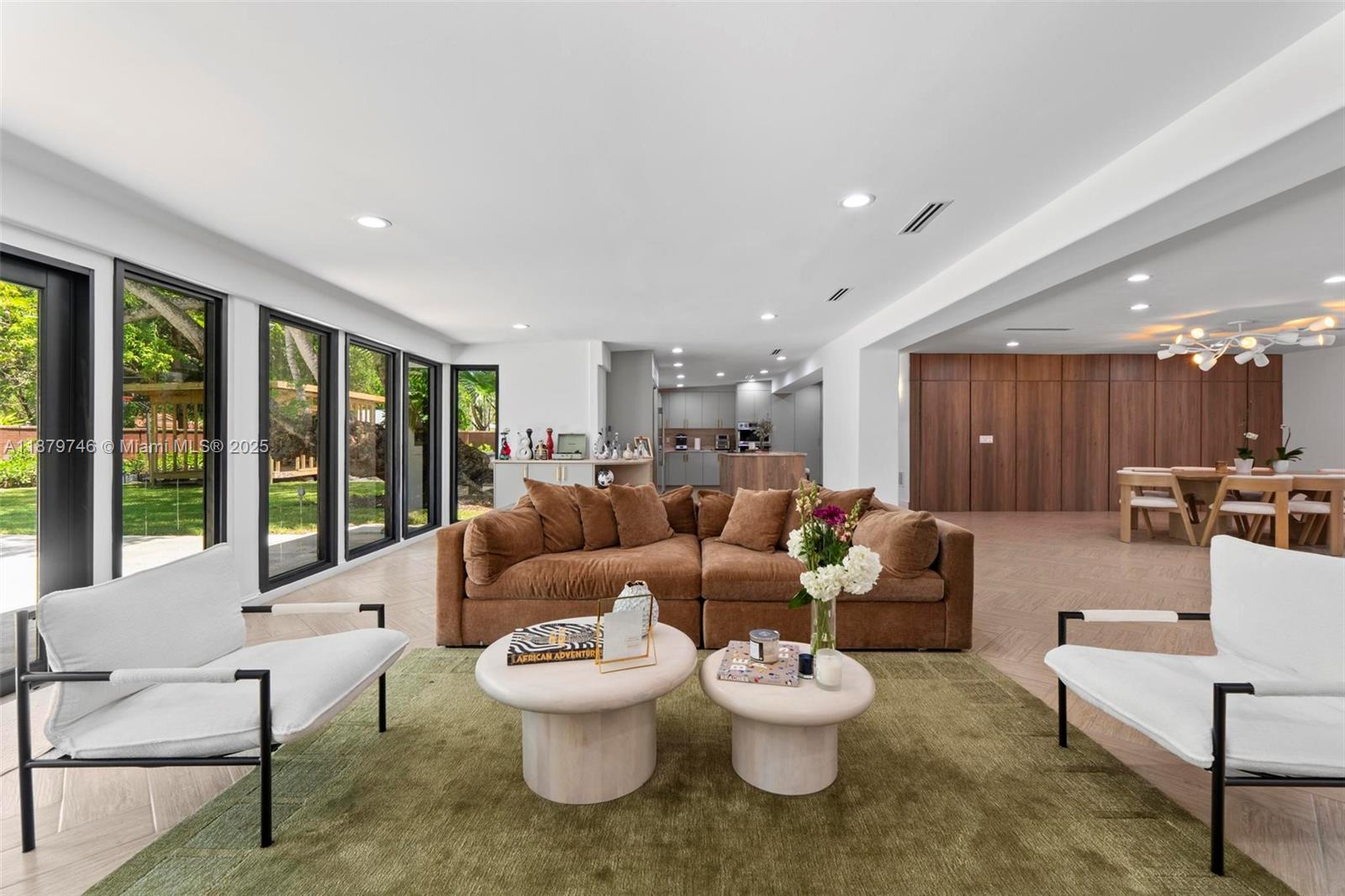 EASTGROVE EAST - Residential Lease