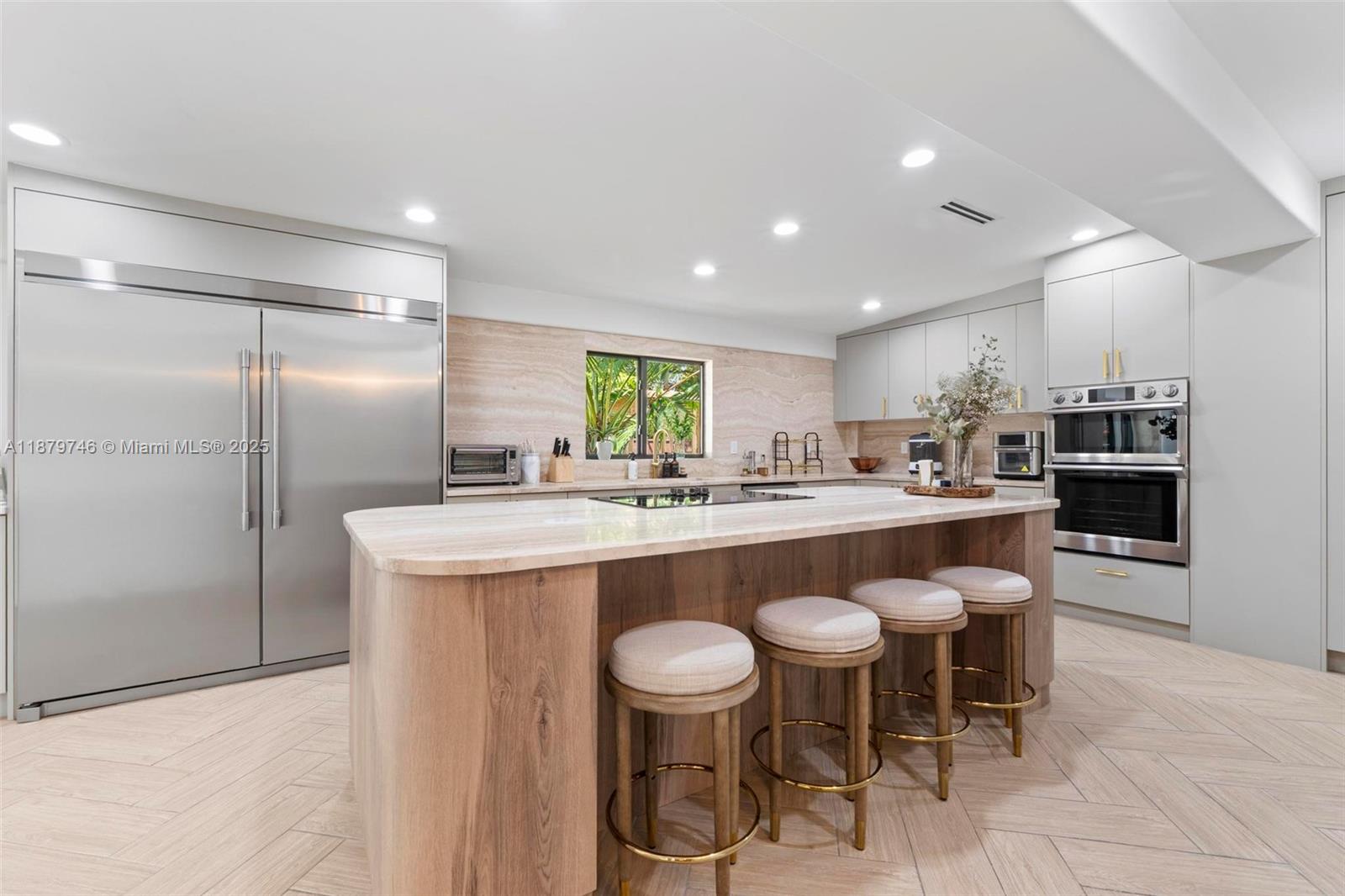 EASTGROVE EAST - Residential Lease