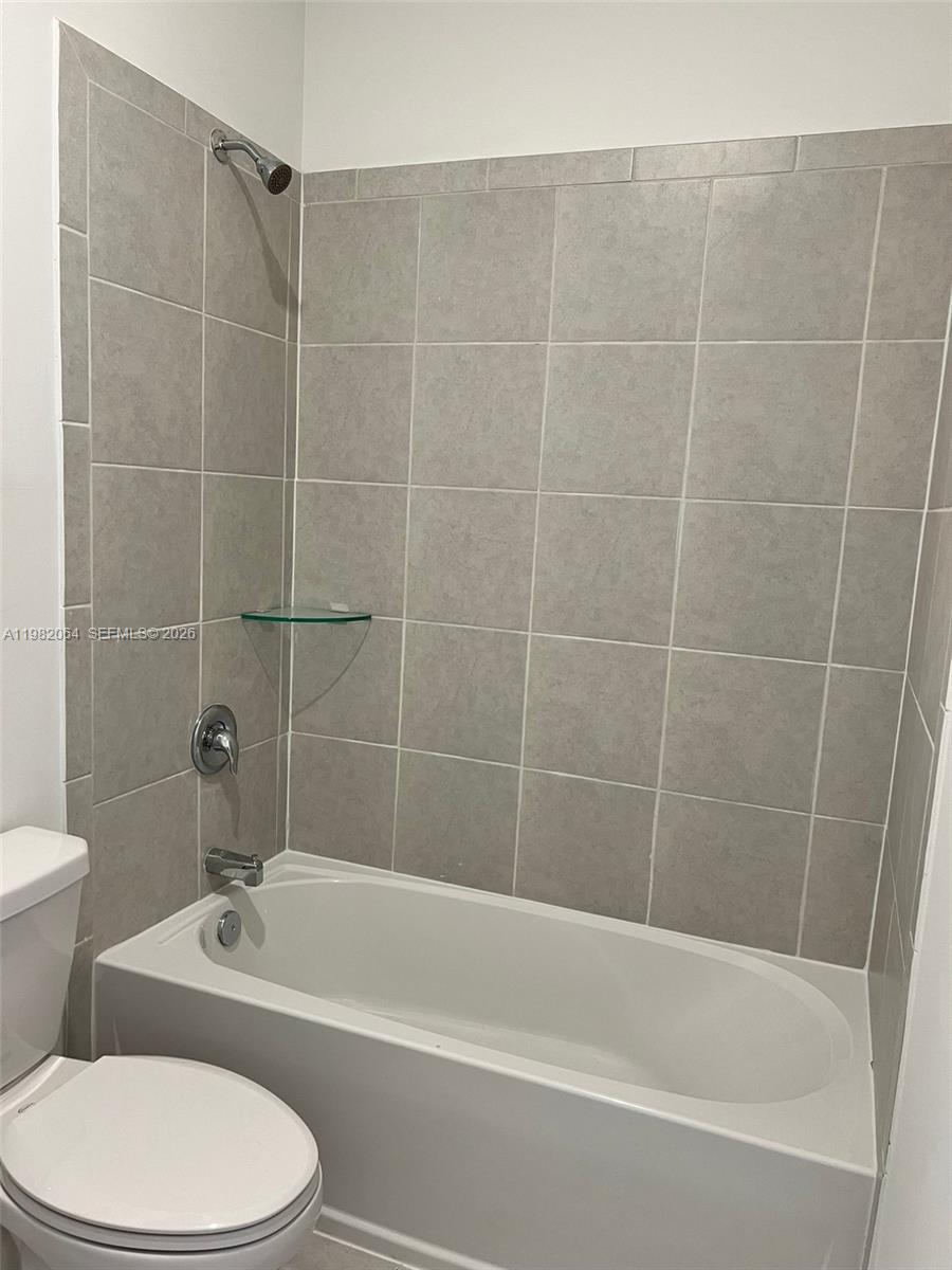 GOLF PARK SEC 1 - Residential Lease