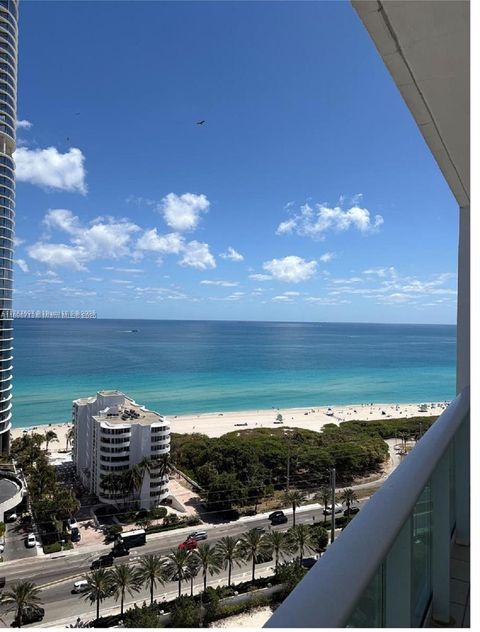 100 Bayview Dr PH11 Sunny Isles Beach FL 33160