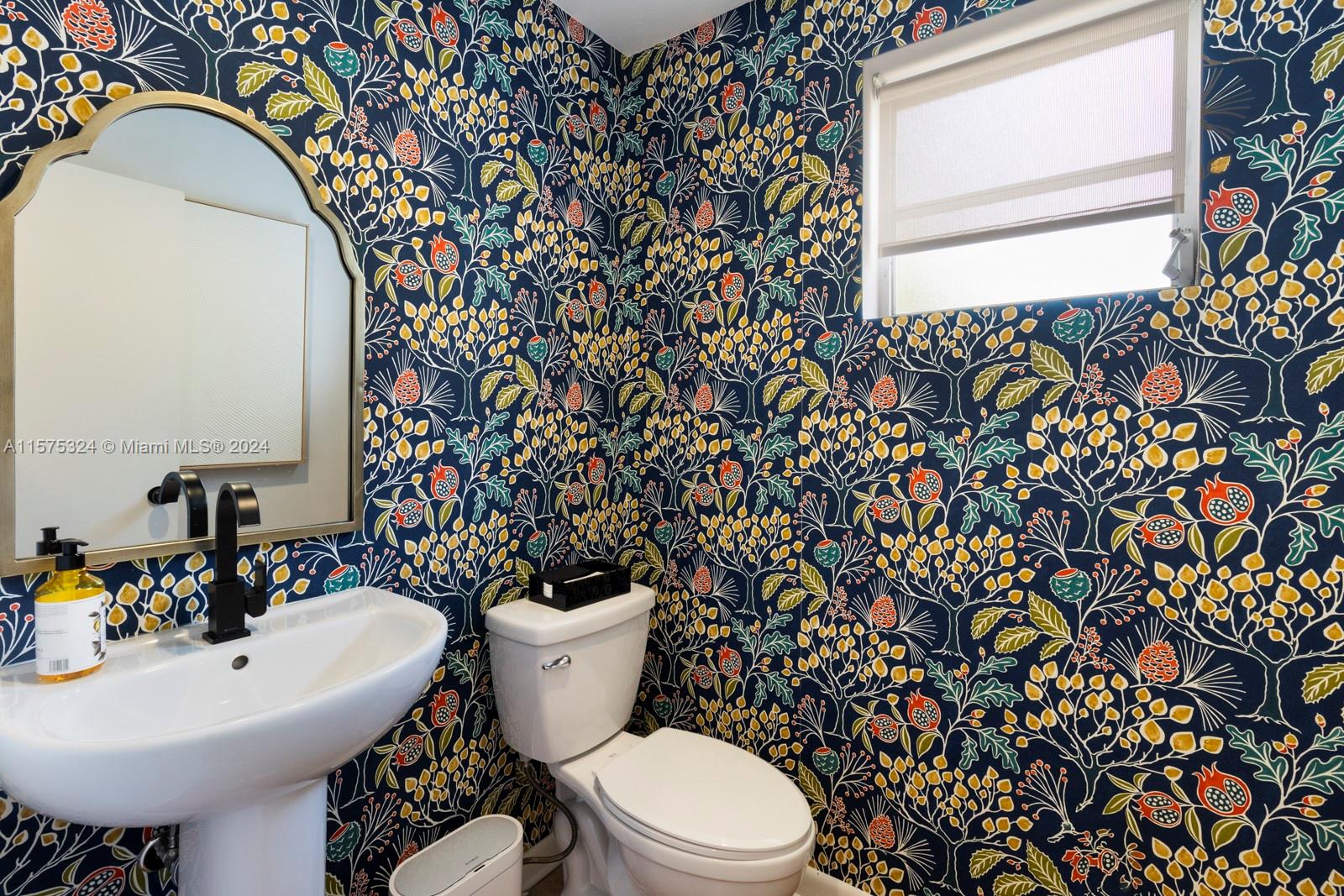 PINE ACRES ESTS - Residential Lease