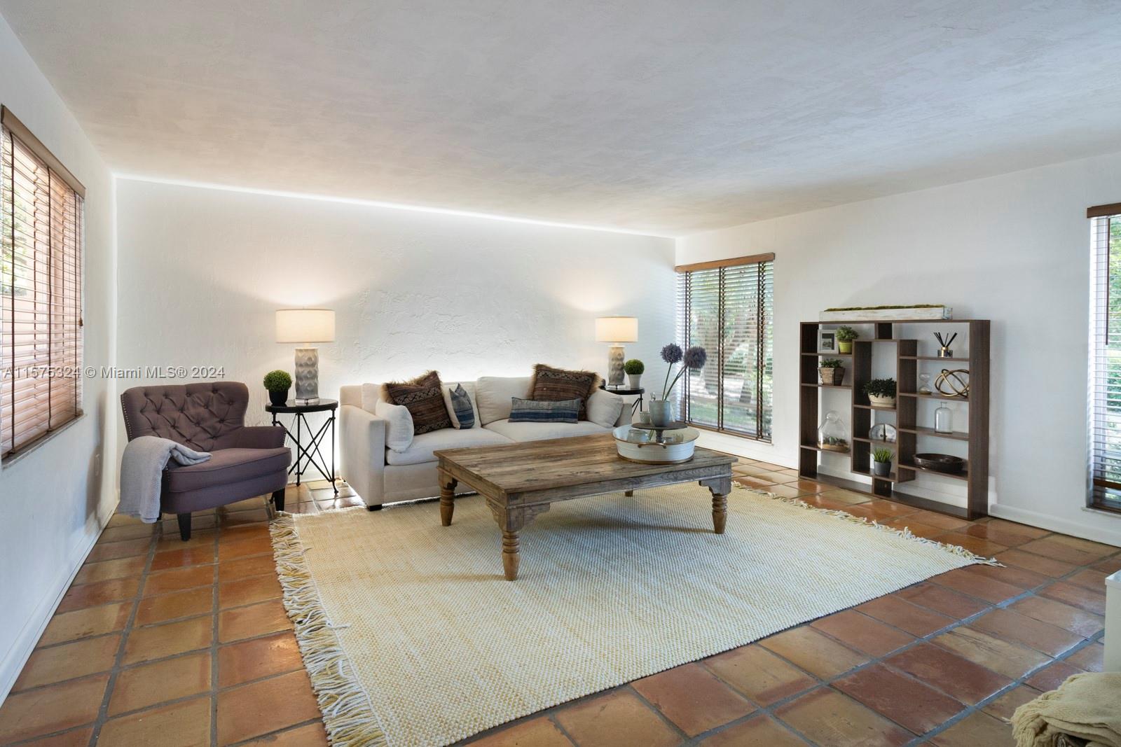 PINE ACRES ESTS - Residential Lease