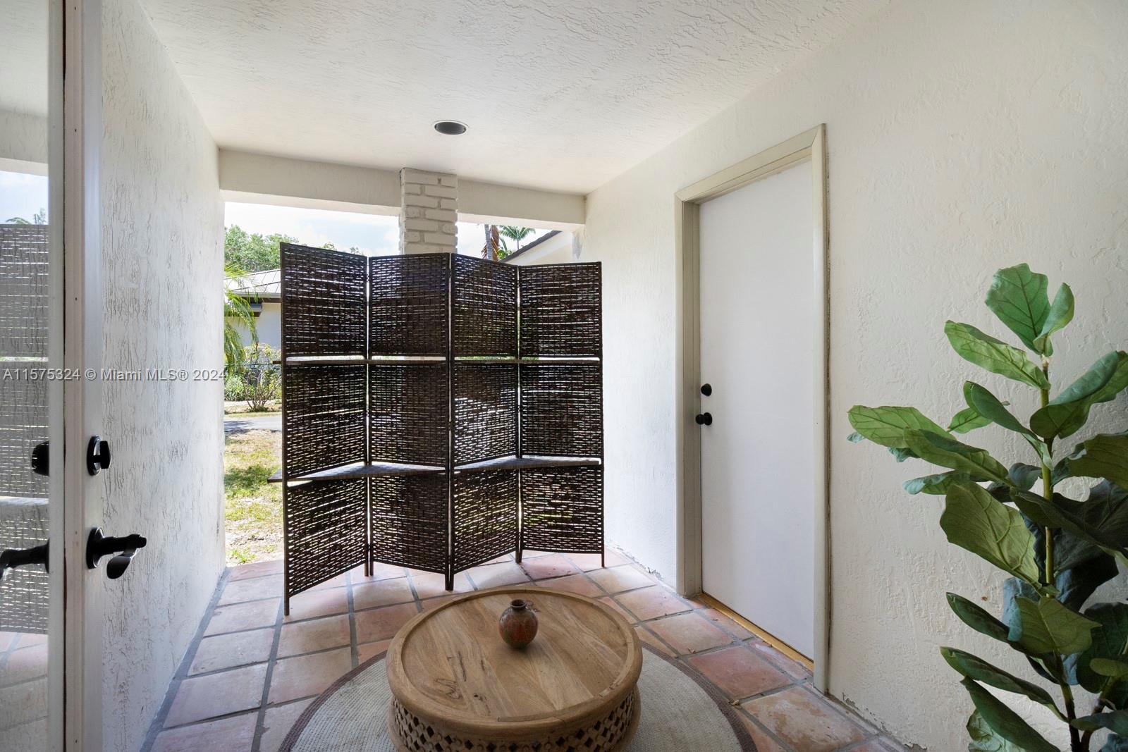 PINE ACRES ESTS - Residential Lease