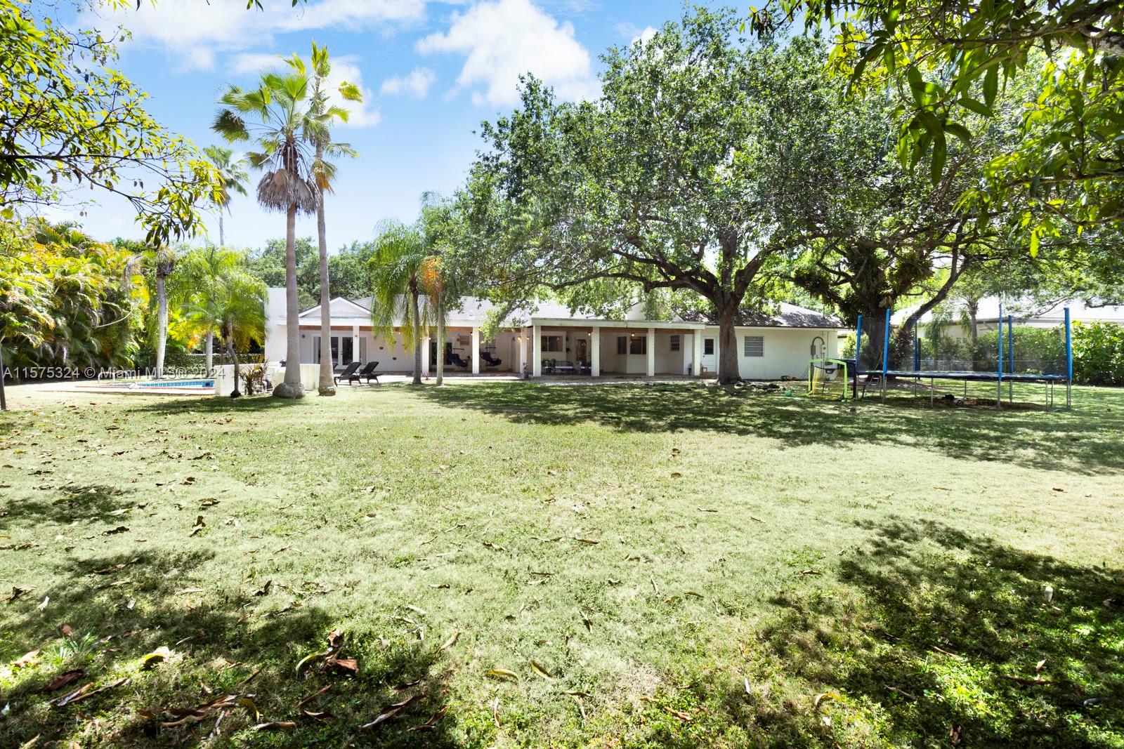 PINE ACRES ESTS - Residential Lease