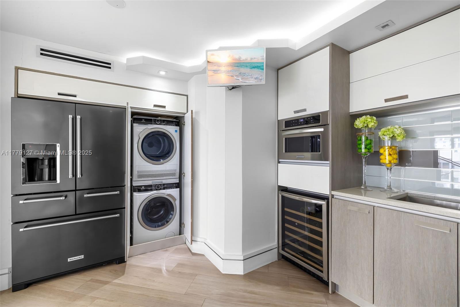 LE TRIANON CONDO - Residential