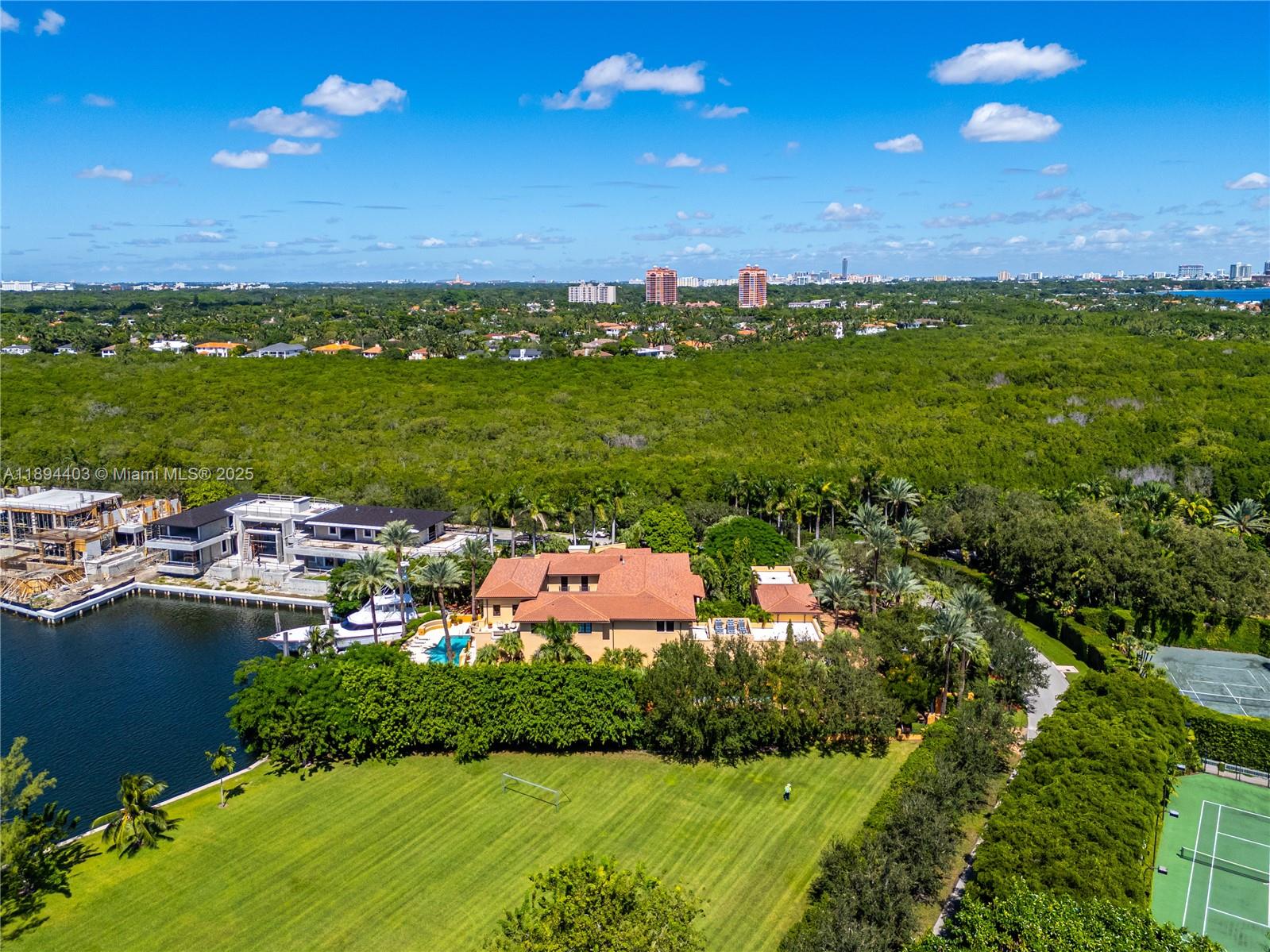 GABLES ESTATES NO 2 - Residential