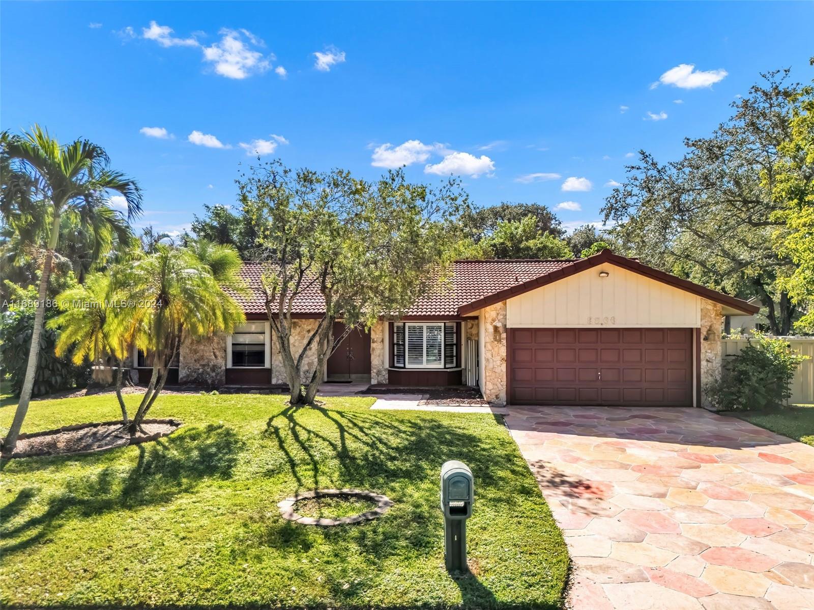 9866 Nw 19th St, Coral Springs, Broward County, Florida - 5 Bedrooms  
2 Bathrooms - 