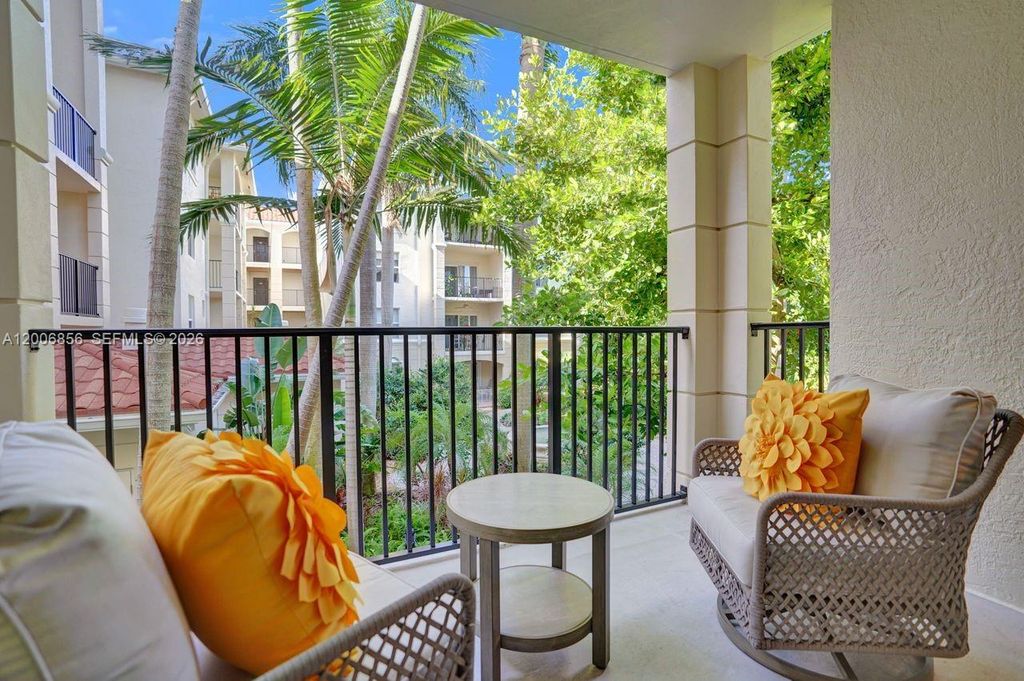 Photo of 2220 Tuscany Way #2220, Boynton Beach, FL 33435 (MLS # A12006856)