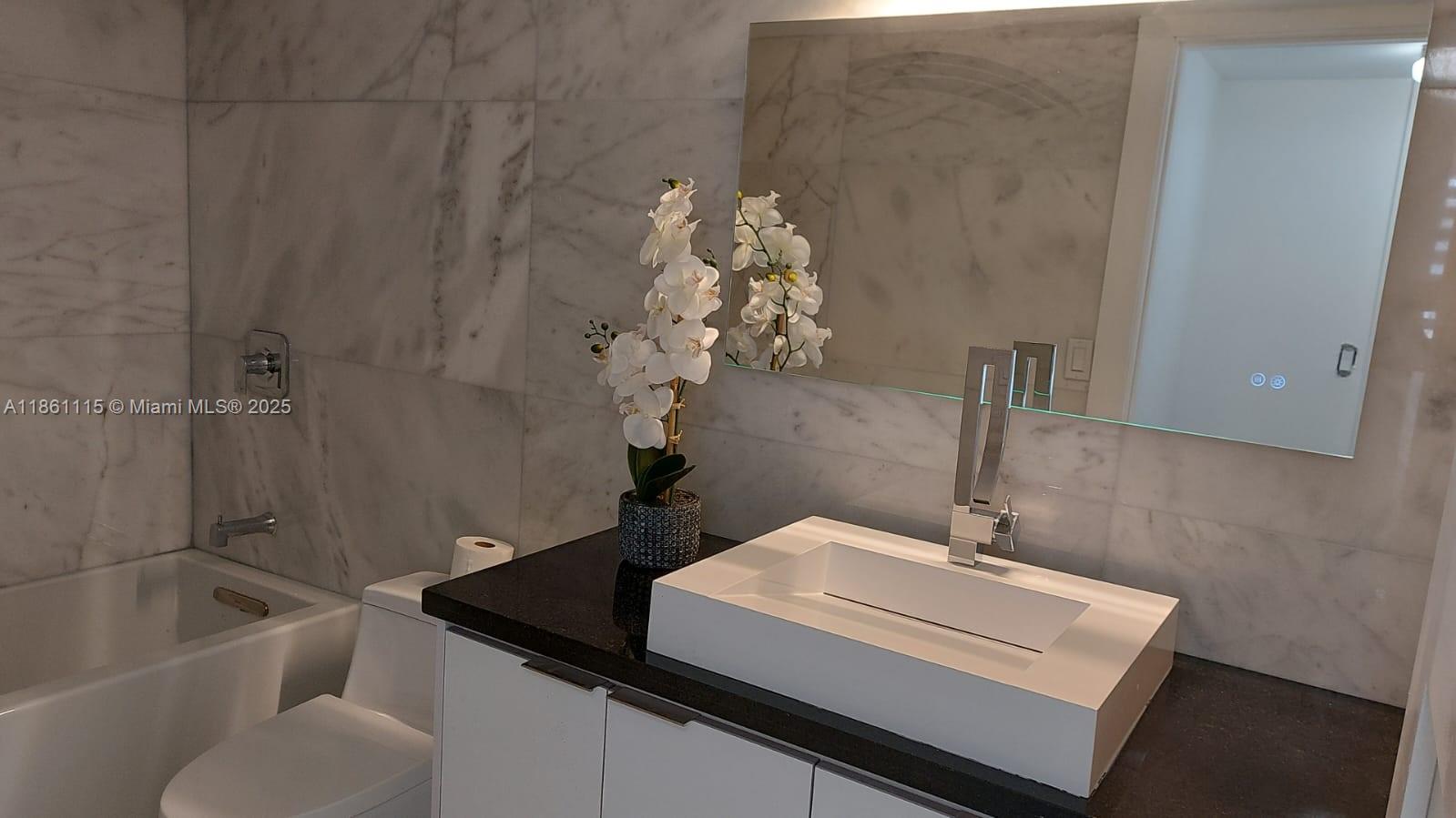 PARKER DORADO CONDO - Residential