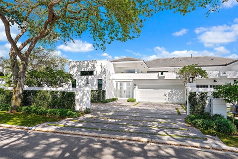 Photo of 108 Waters Edge Dr, Jupiter, FL 33477 (MLS # A11973596)