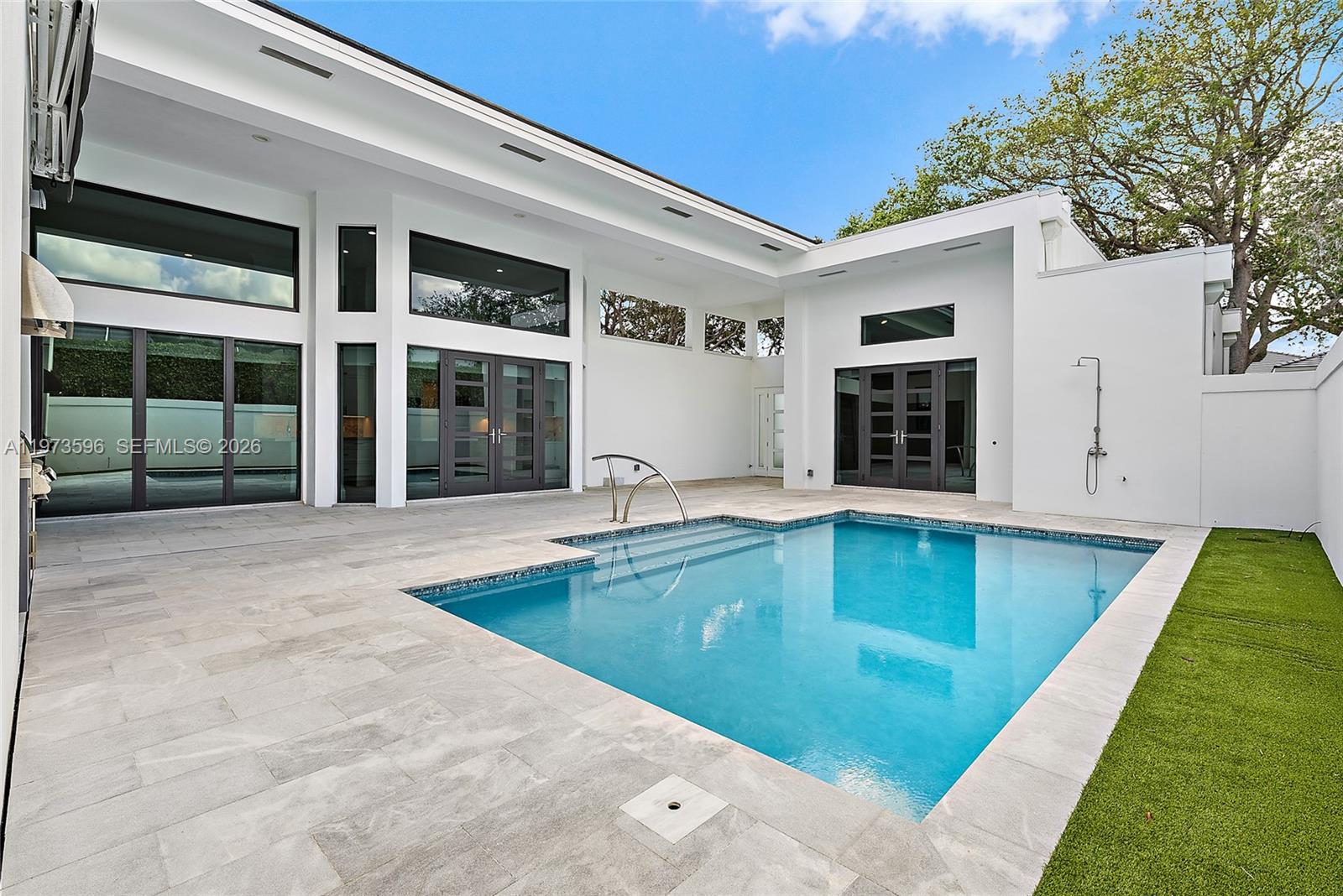 Admirals Cove - Residential