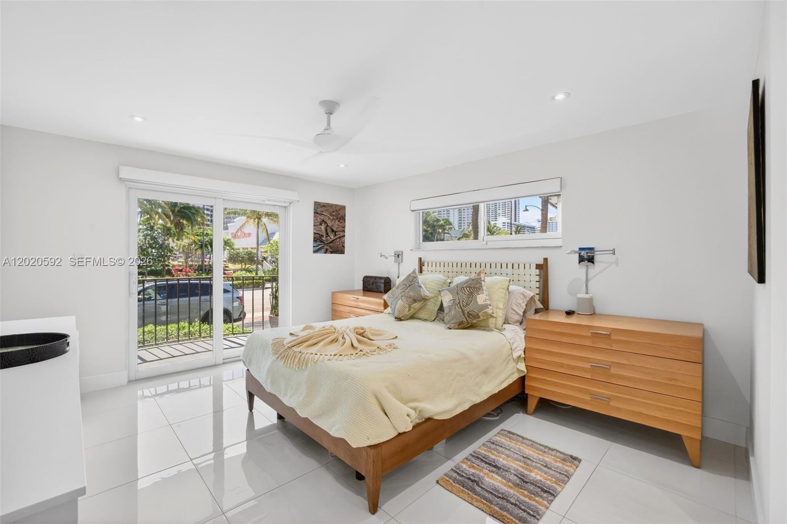 TOP OF THE MILE SOUTH CON - Residential