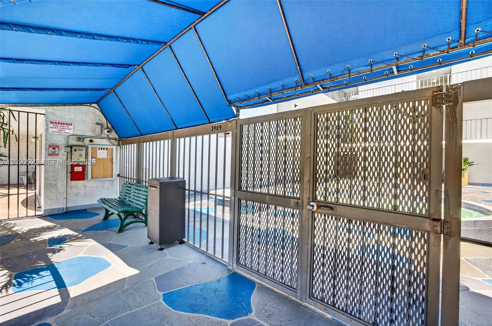 TOP OF THE MILE SOUTH CON - Residential