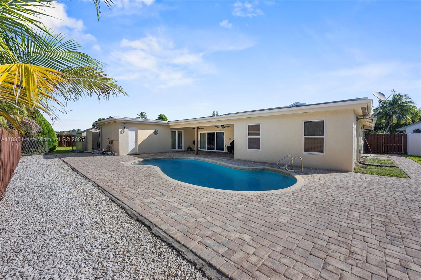 PLANTATION HILLS 1 SEC - Residential