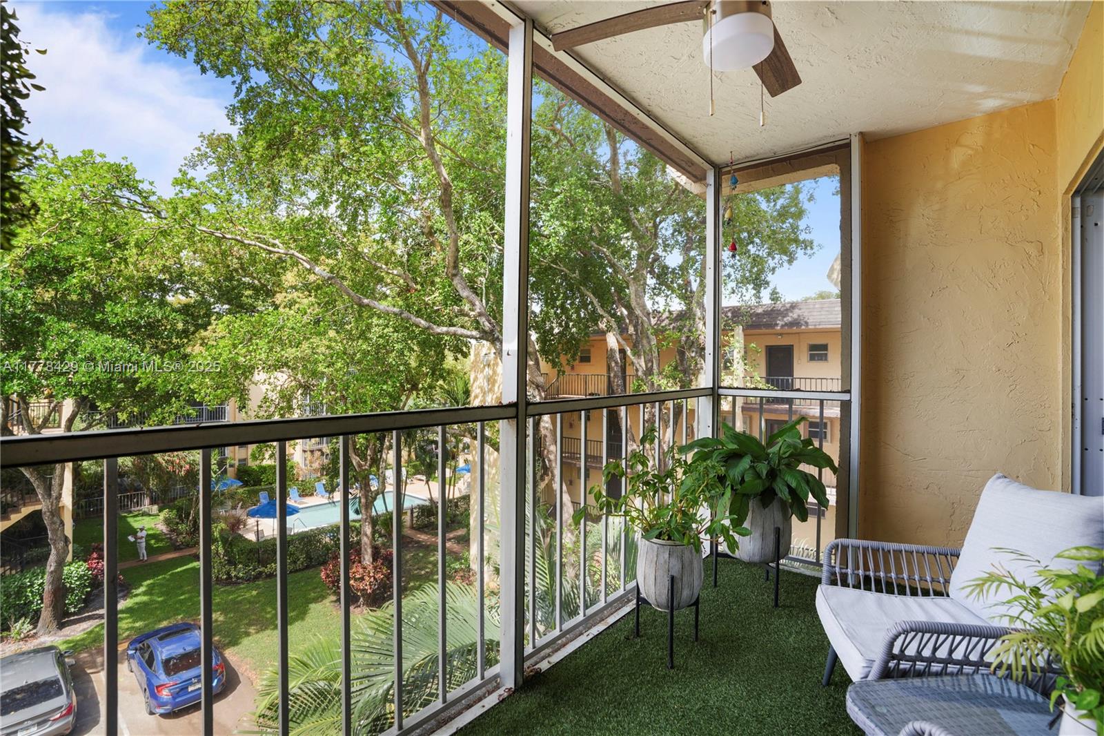 PLANTATION PINES CONDO - Residential