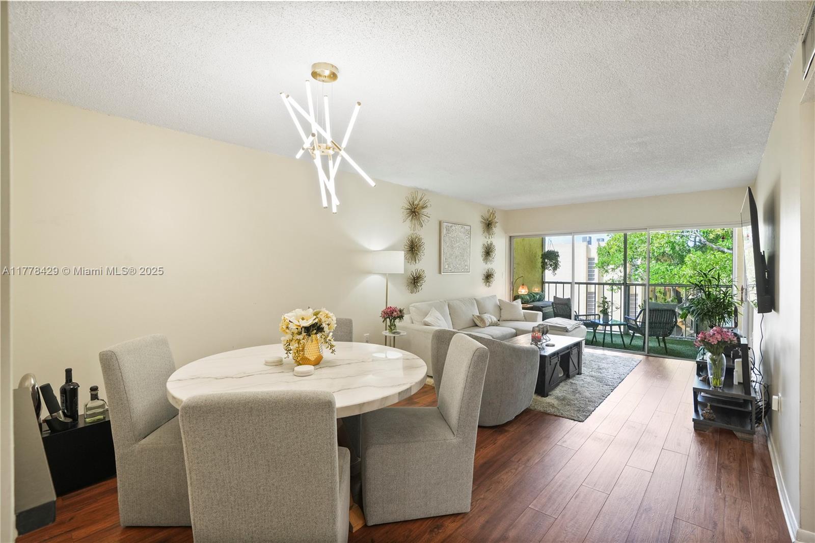 PLANTATION PINES CONDO - Residential