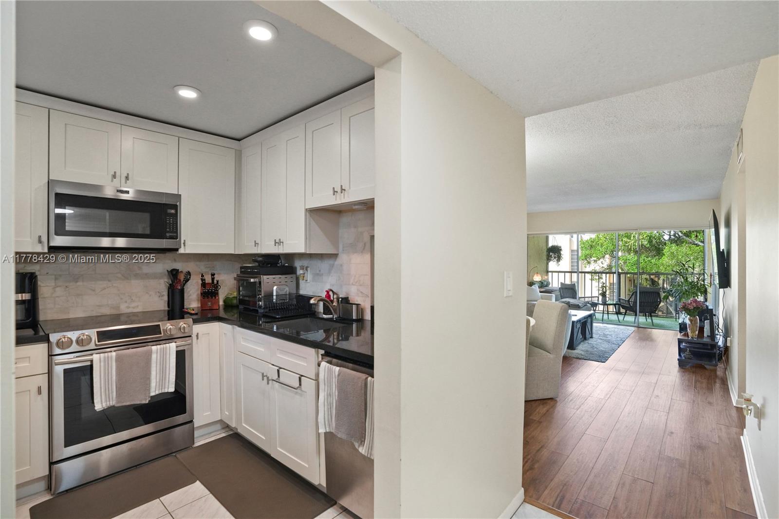 PLANTATION PINES CONDO - Residential