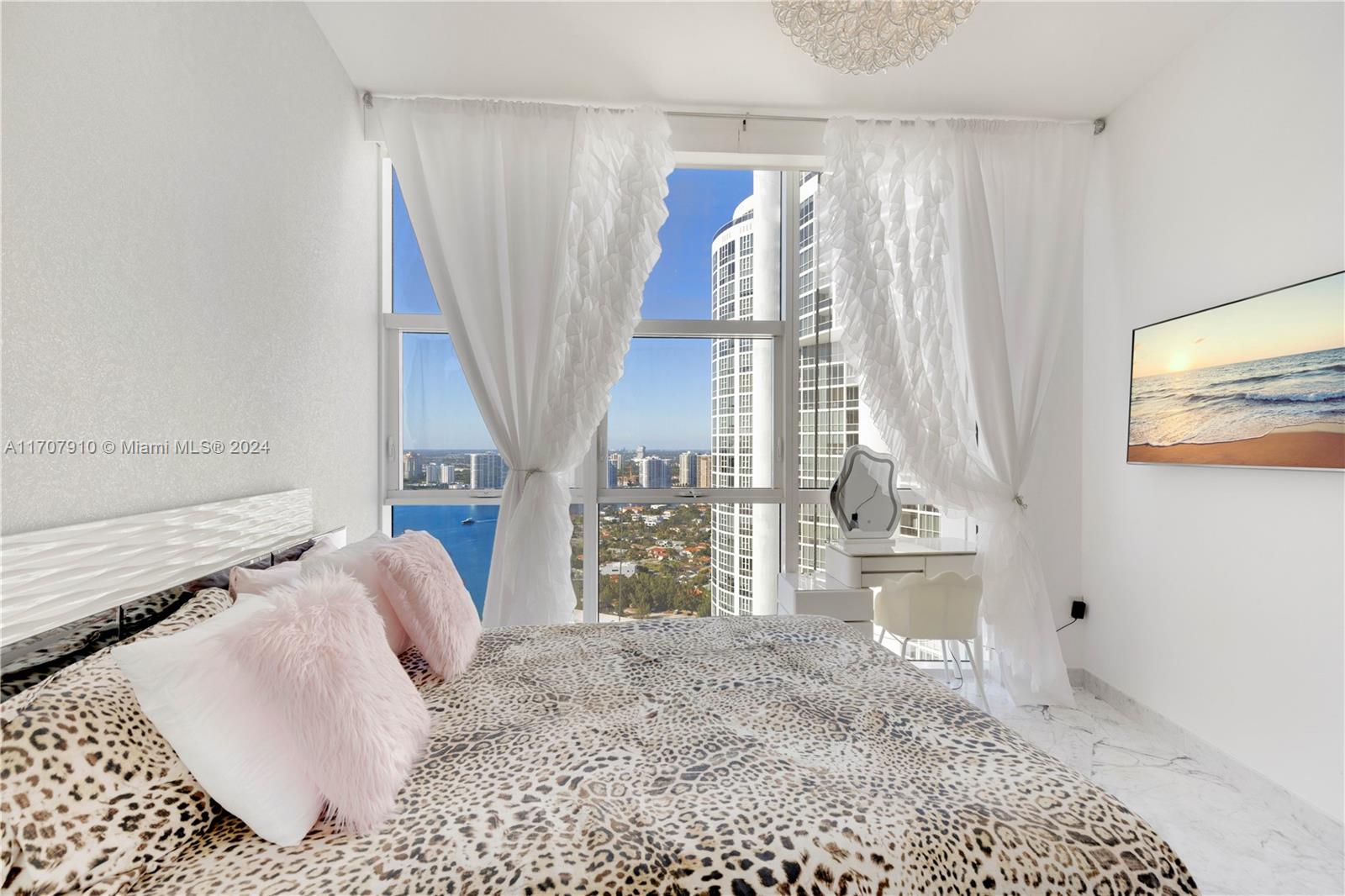 TRUMP PALACE CONDO - Residential