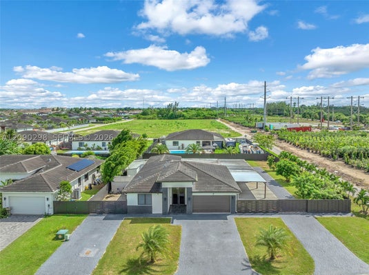 13334 SW 227TH ST, MIAMI, FL 33170 - Image 4fe3e0a85e2f518f409e60bdbcc8ea6b/334485804