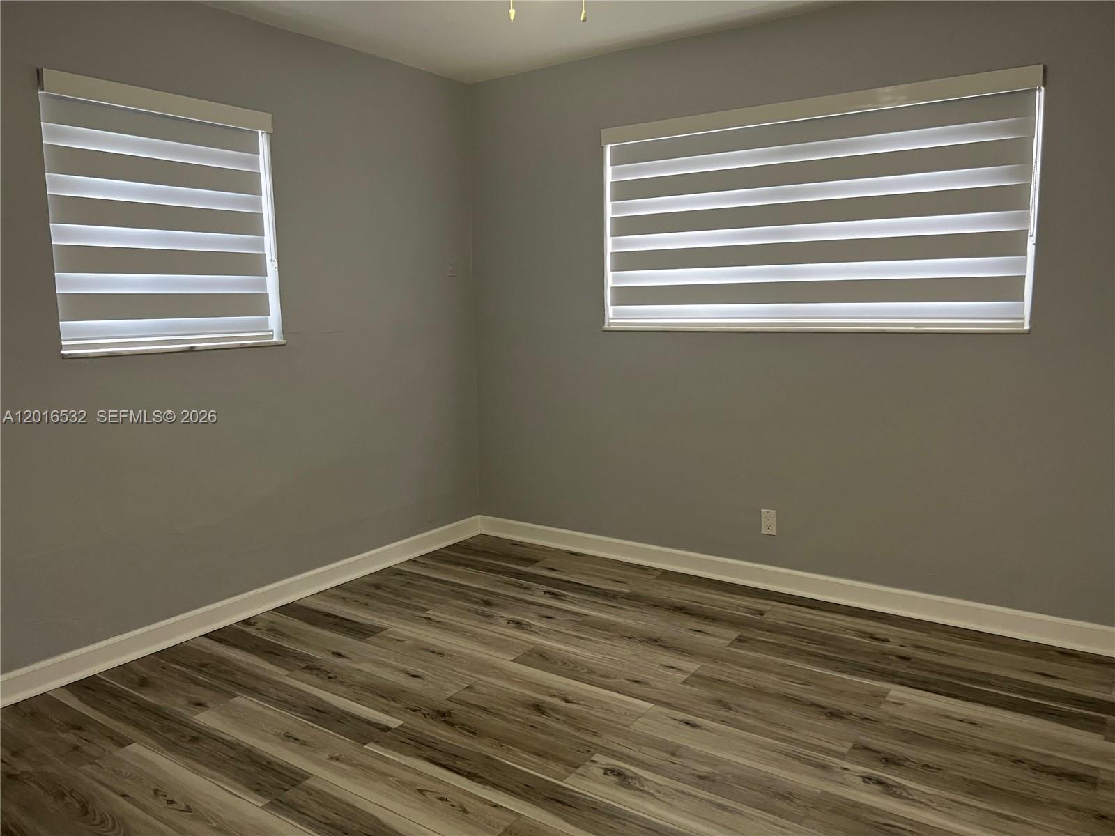LE JEUNE PARK - Residential Lease