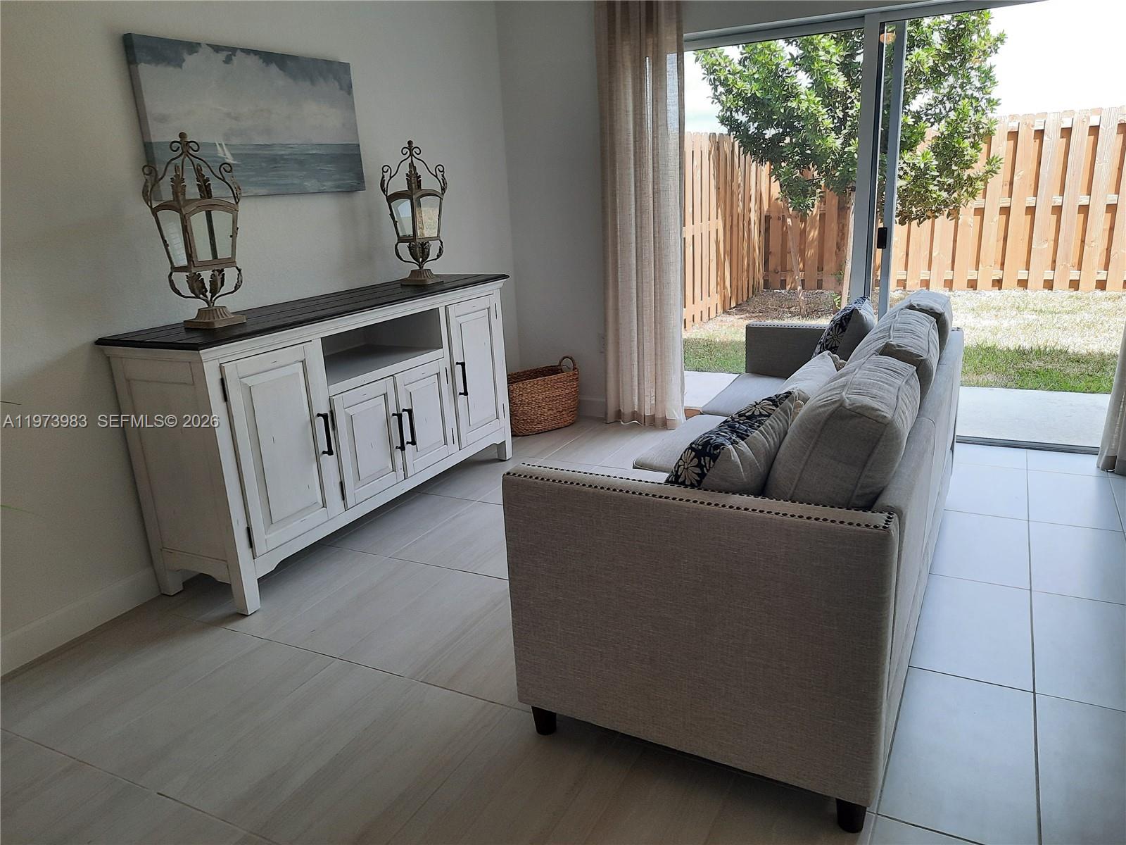 FOREST PARK VILLAS - Residential