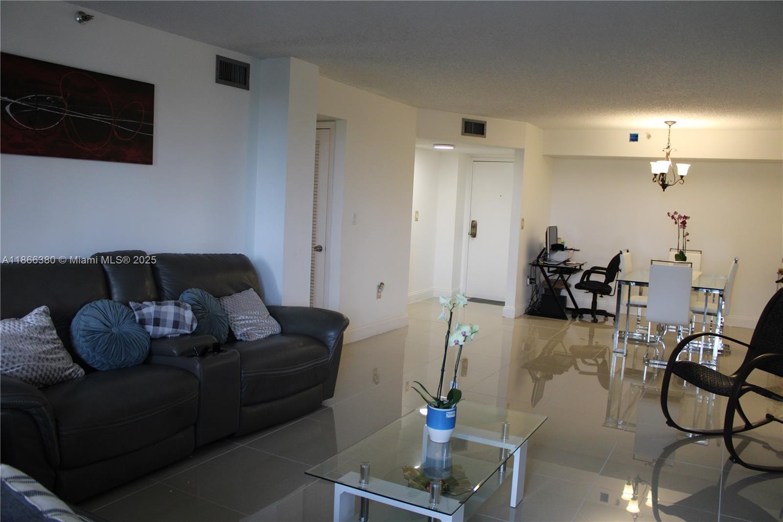 CHANTILLY CONDO - Residential