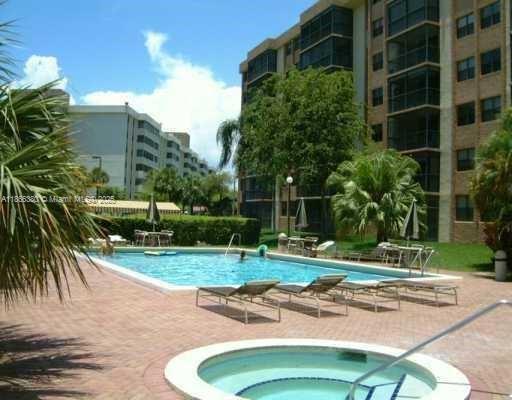 CHANTILLY CONDO - Residential