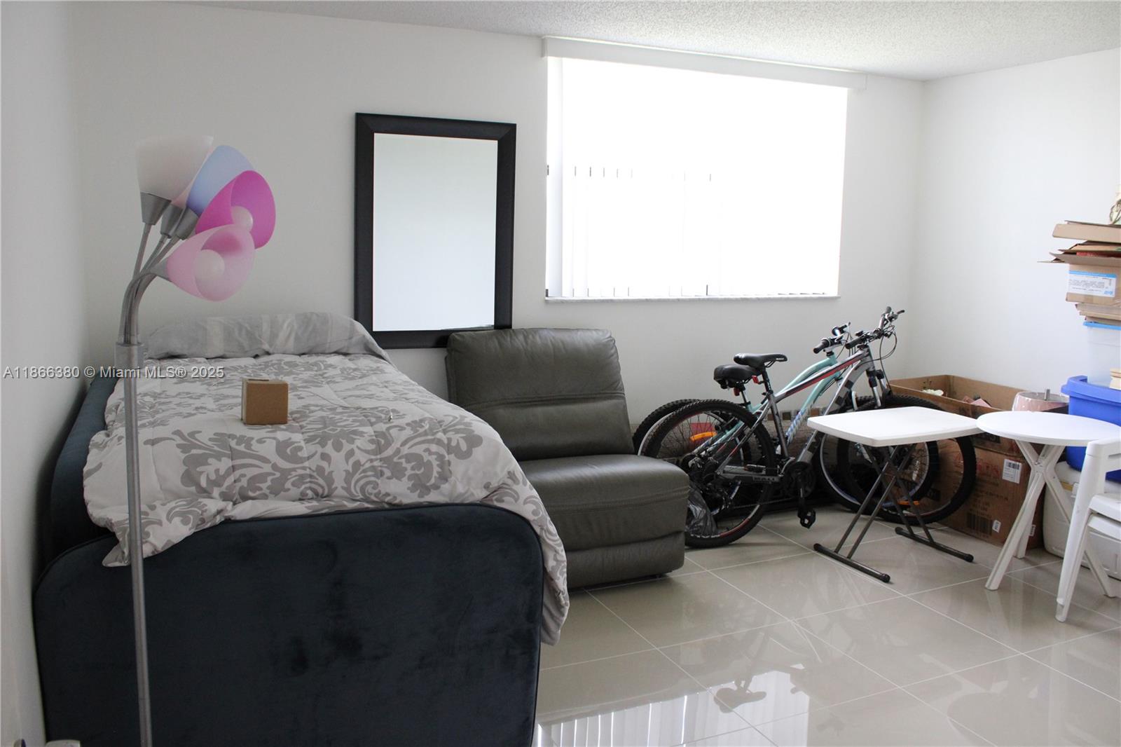 CHANTILLY CONDO - Residential