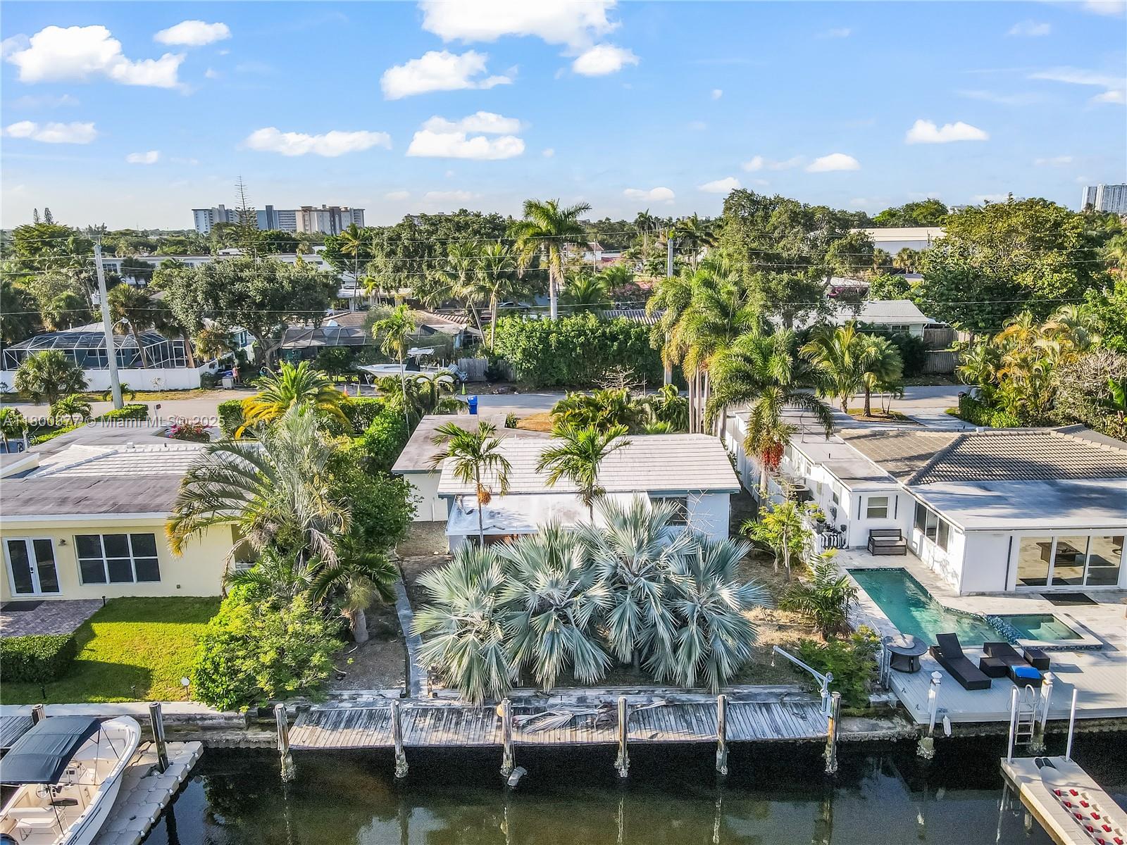 POMPANO ISLES - Residential