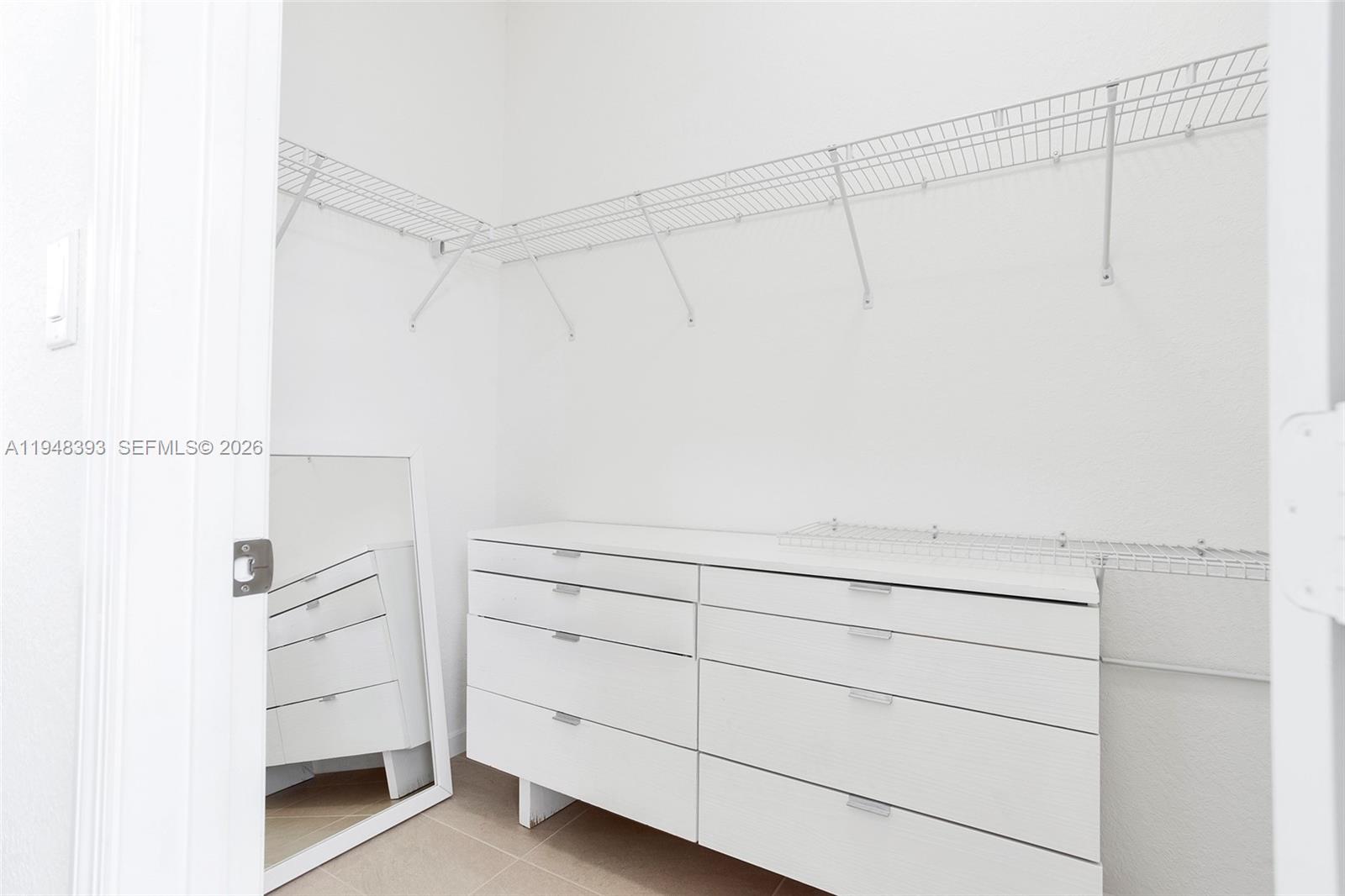 A H AT TURNPIKE SOUTH SEC - Residential