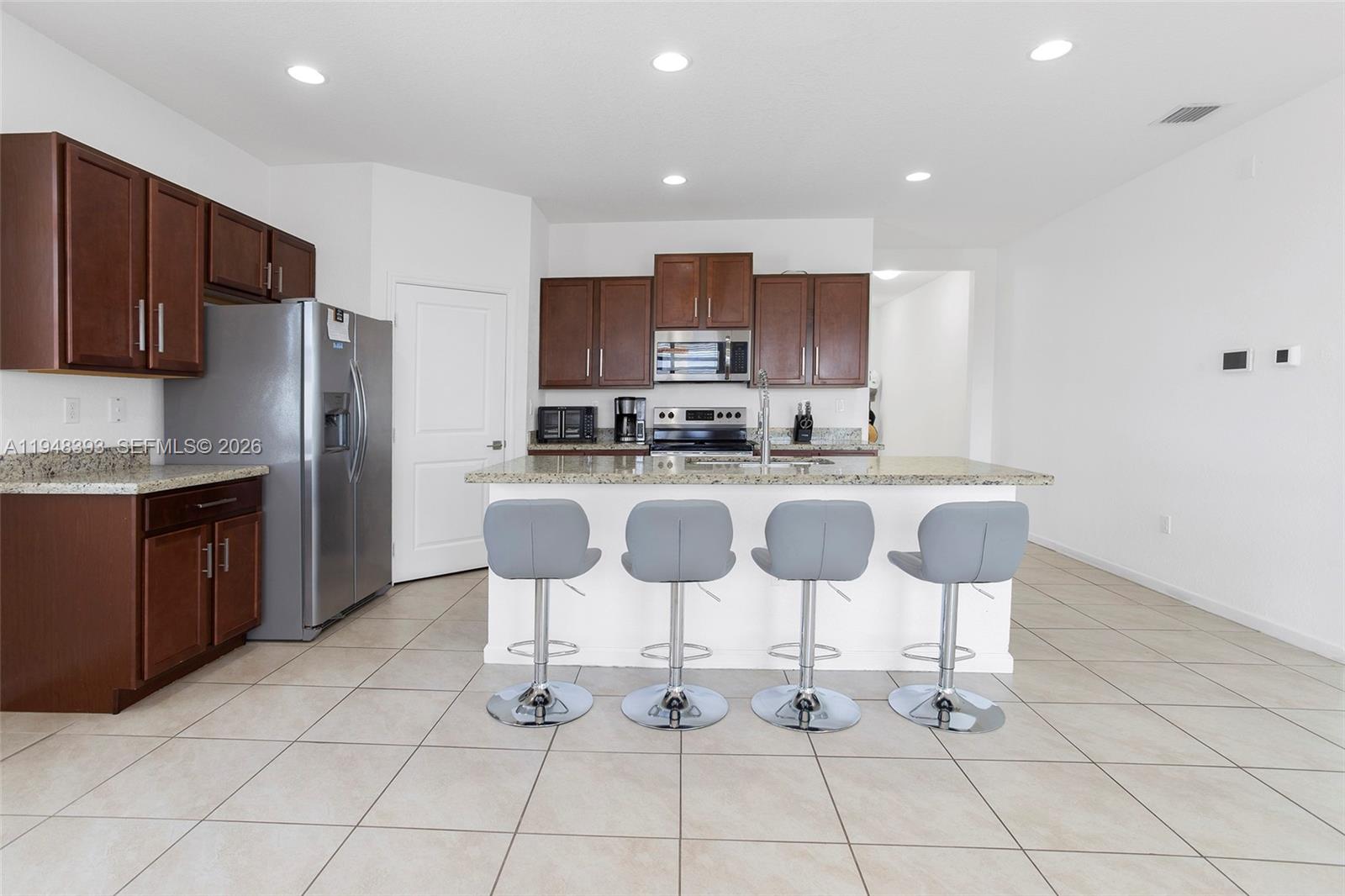 A H AT TURNPIKE SOUTH SEC - Residential