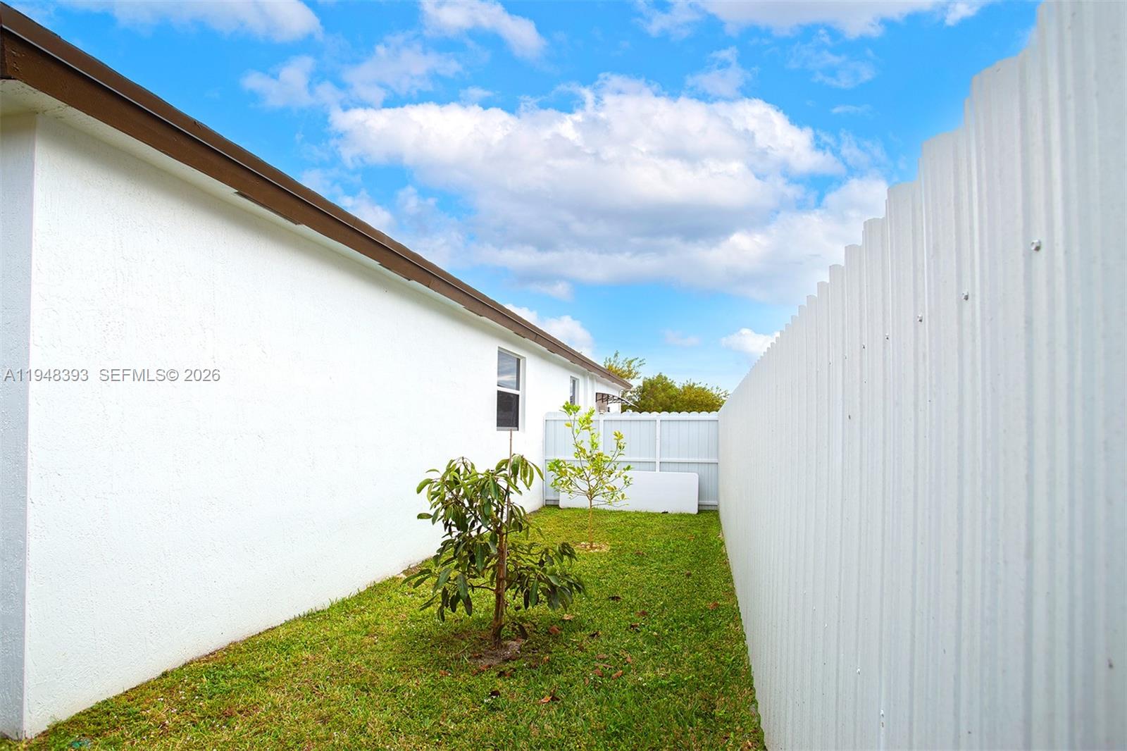 A H AT TURNPIKE SOUTH SEC - Residential