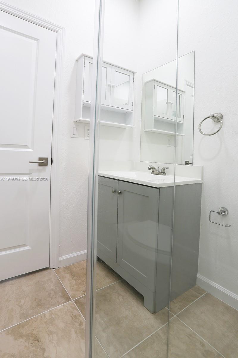 A H AT TURNPIKE SOUTH SEC - Residential