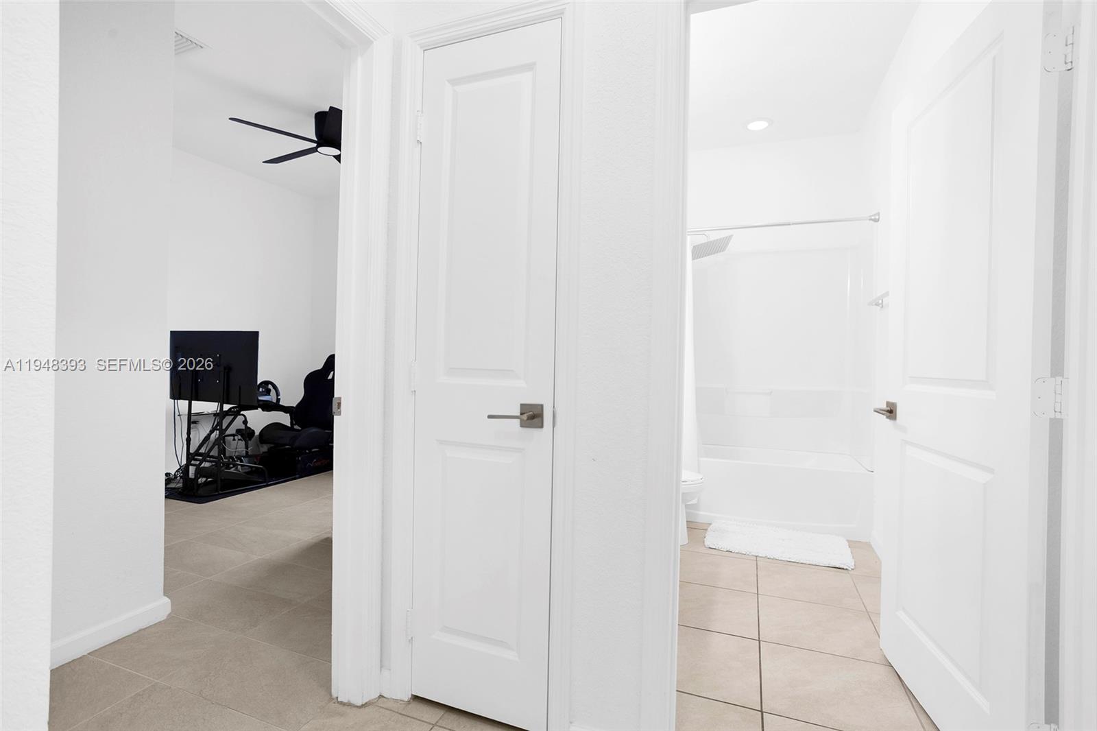 A H AT TURNPIKE SOUTH SEC - Residential