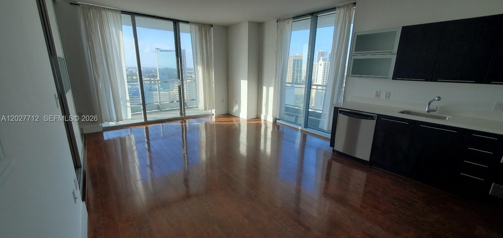 90 SW 3rd St 2705