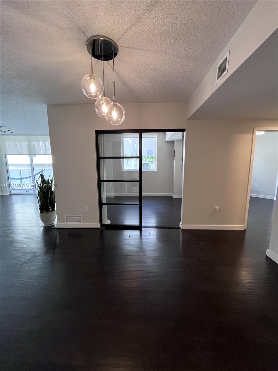 23 BISCAYNE BAY CONDO - Residential Lease