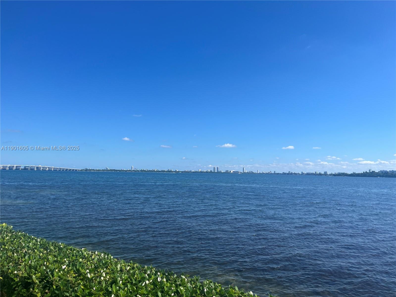 23 BISCAYNE BAY CONDO - Residential Lease