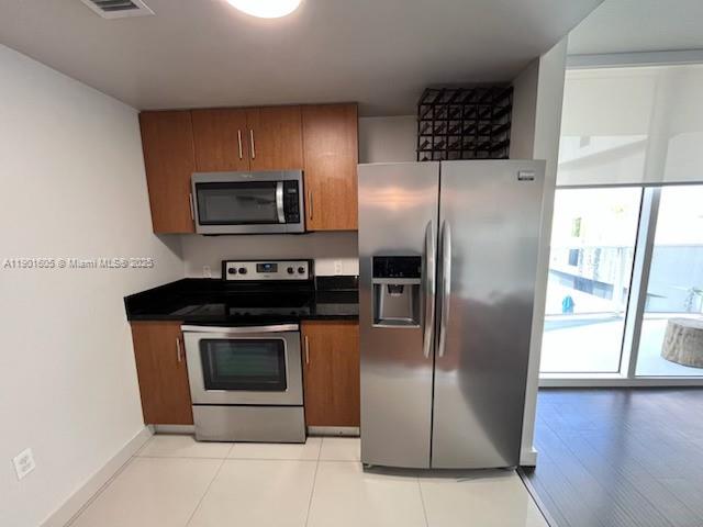 23 BISCAYNE BAY CONDO - Residential Lease