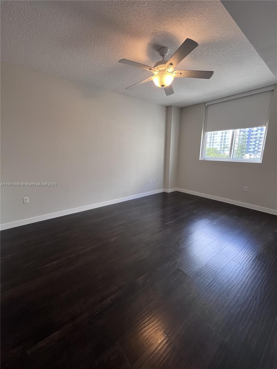 23 BISCAYNE BAY CONDO - Residential Lease