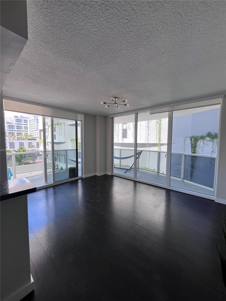 23 BISCAYNE BAY CONDO - Residential Lease