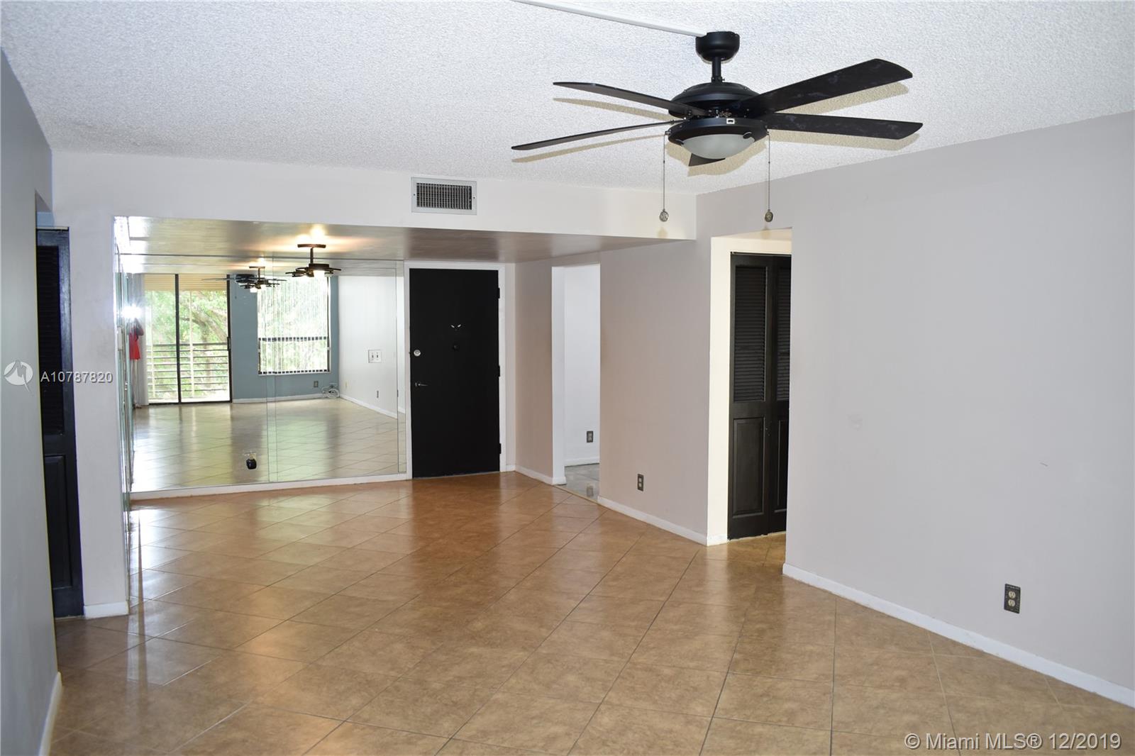 CONCORD VILLAGE 6 CONDO - Residential