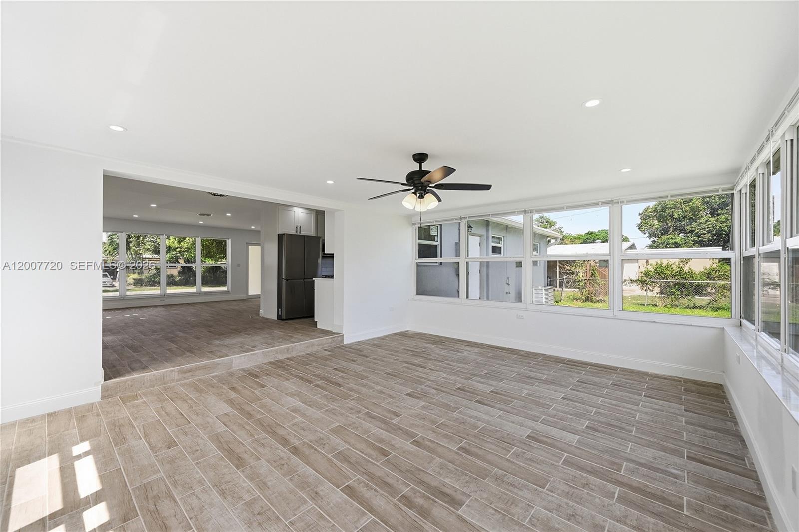PLANTATION SUNRISE HEIGHT - Residential