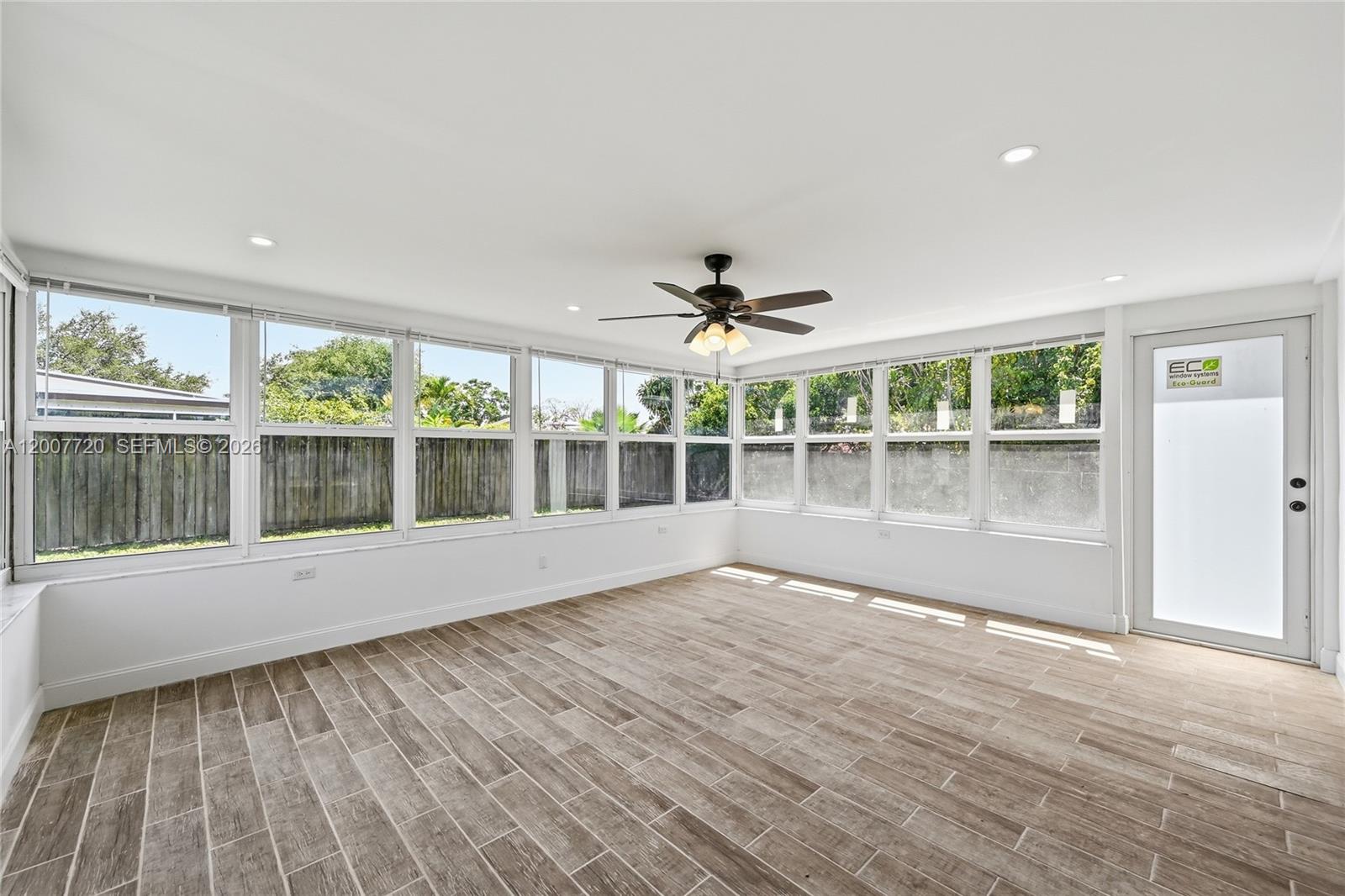 PLANTATION SUNRISE HEIGHT - Residential