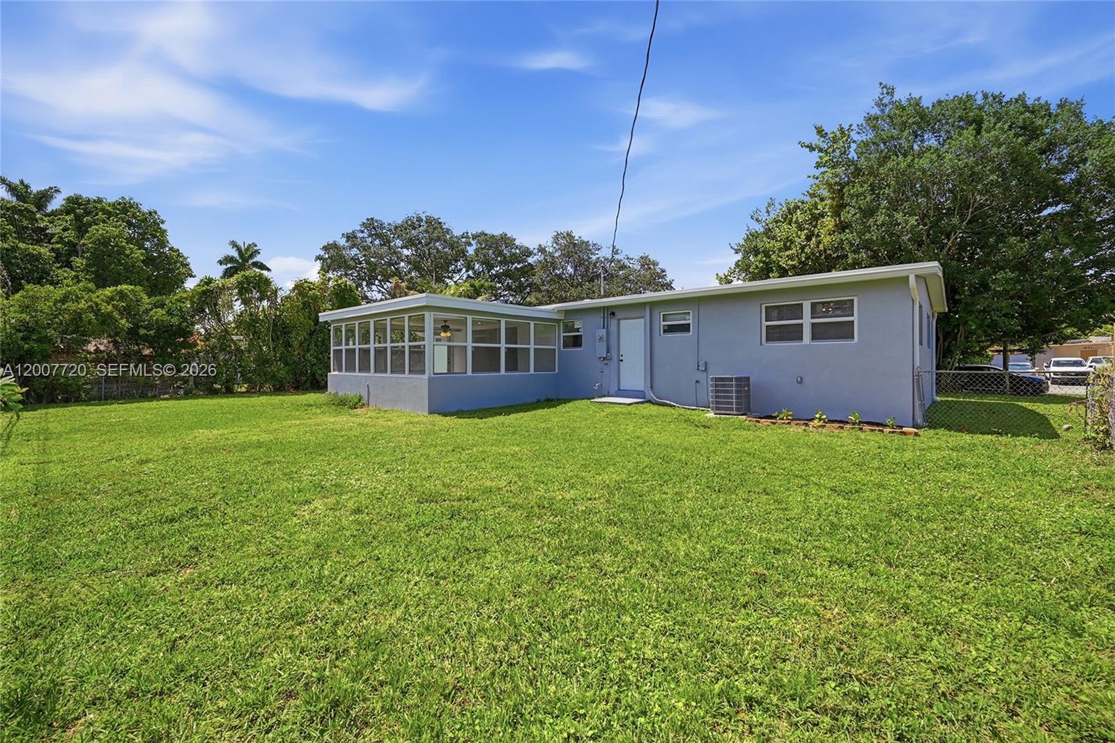 PLANTATION SUNRISE HEIGHT - Residential