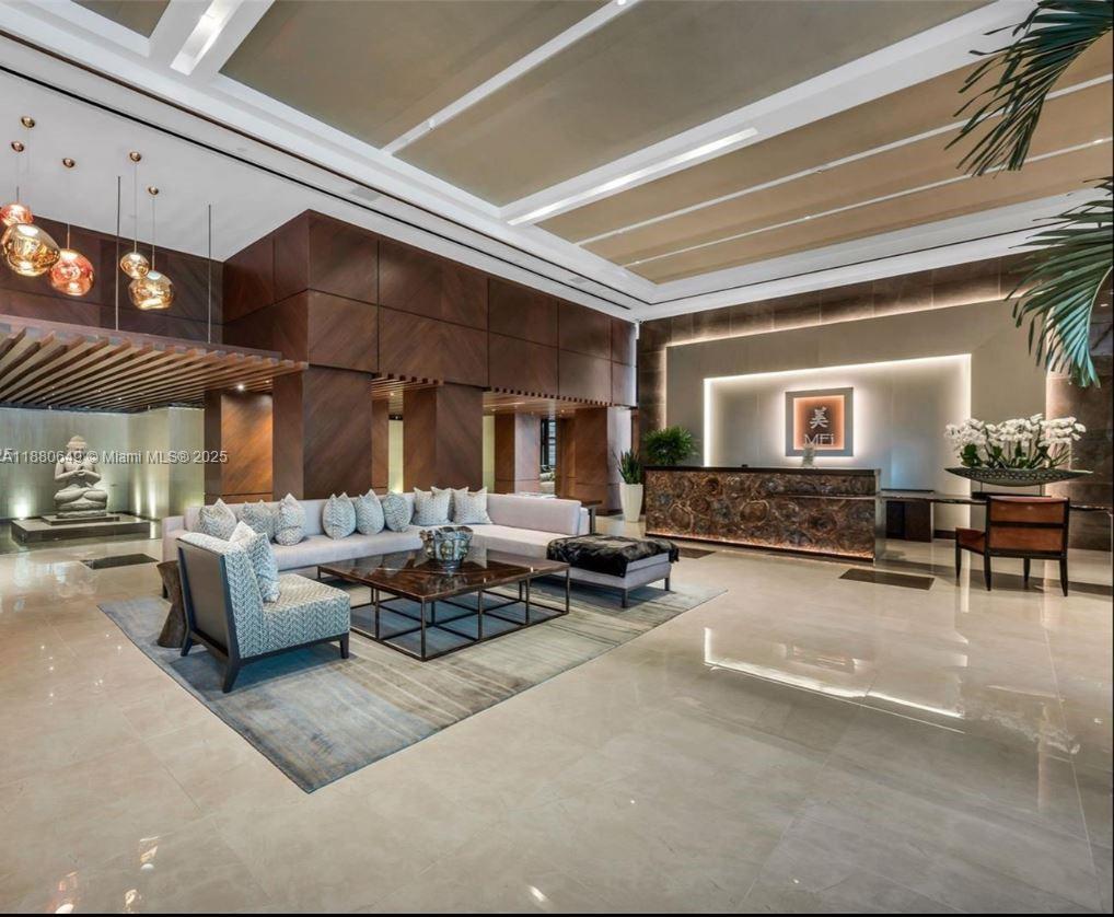 MEI CONDO - Residential